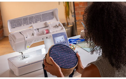 Innov-is NV1350 sewing machine