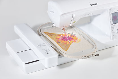 Brother Innov-Is 880E Embroidery Machine