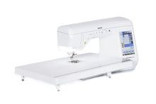 Innov-is VQ2 sewing and quilting machine
